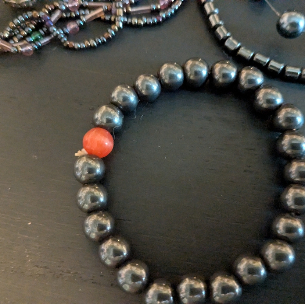 Hematite Bead Jewelry Set with Shark Pendant - Dark Gray - Picture 7 of 8